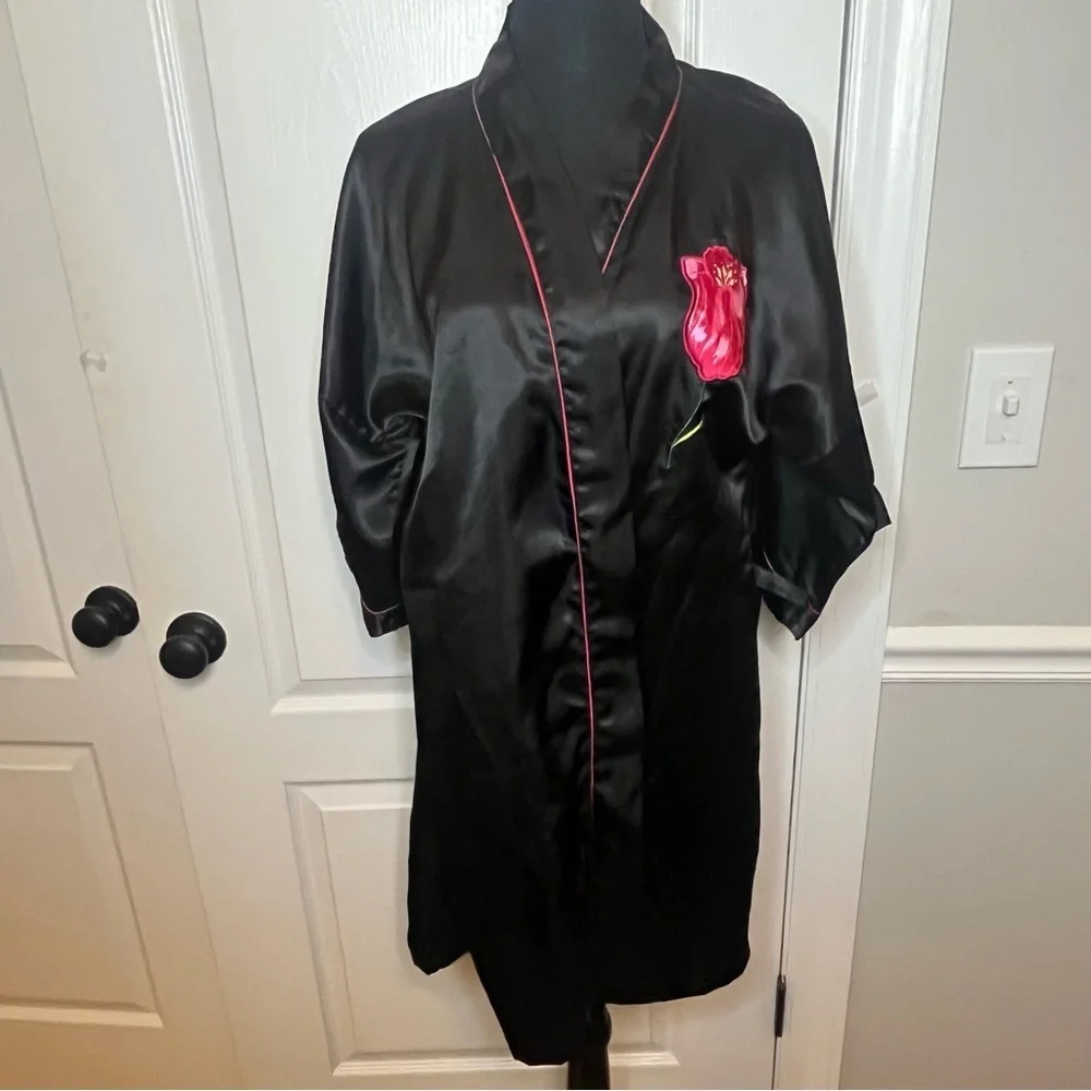 Vintage Liz Banks Satin Kimono Robe Black Pink Floral Embroidery Lounge Wear